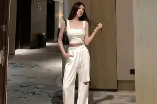 被逼发私密照仅皮毛！鹿晗风波再升级细节被爆越扒关晓彤越惨